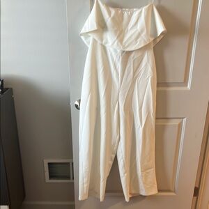 Elegant Off-Shoulder White Jumpsuit